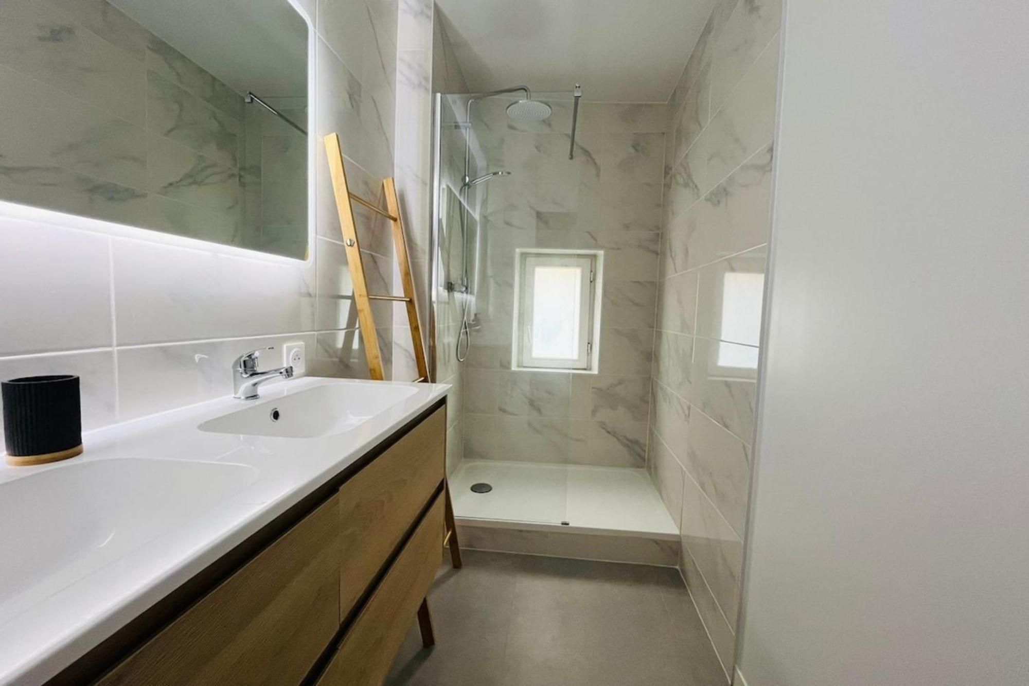 L'Horreum Appartement Proche Des Halles Wifi Narbonne Luaran gambar